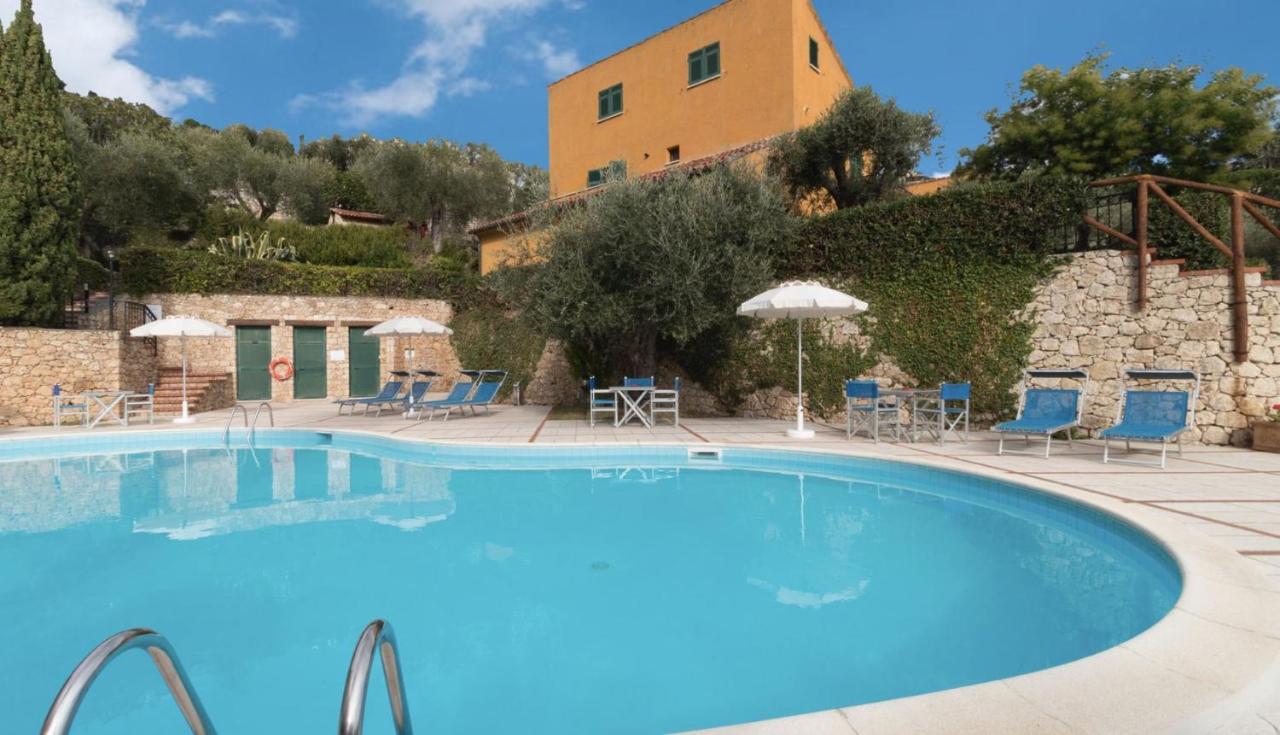 Aparthotel Il Borgo Finale Ligure Zewnętrze zdjęcie